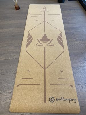 пробковый коврик для йоги асана